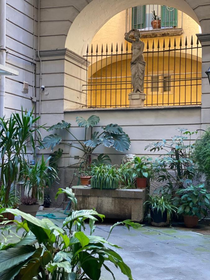 Angeli'S Apartment Наполи Екстериор снимка