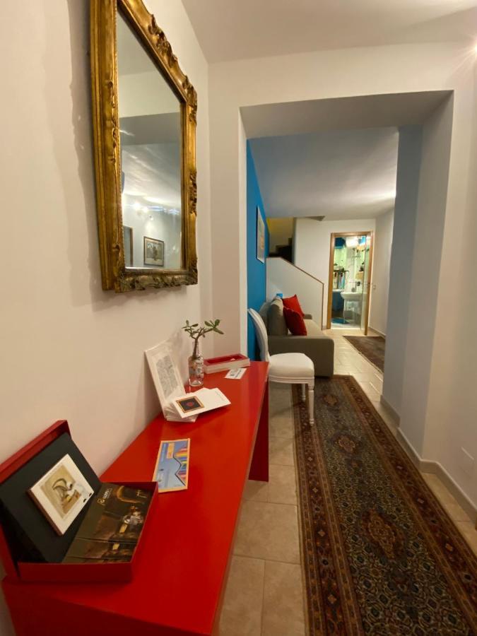 Angeli'S Apartment Наполи Екстериор снимка